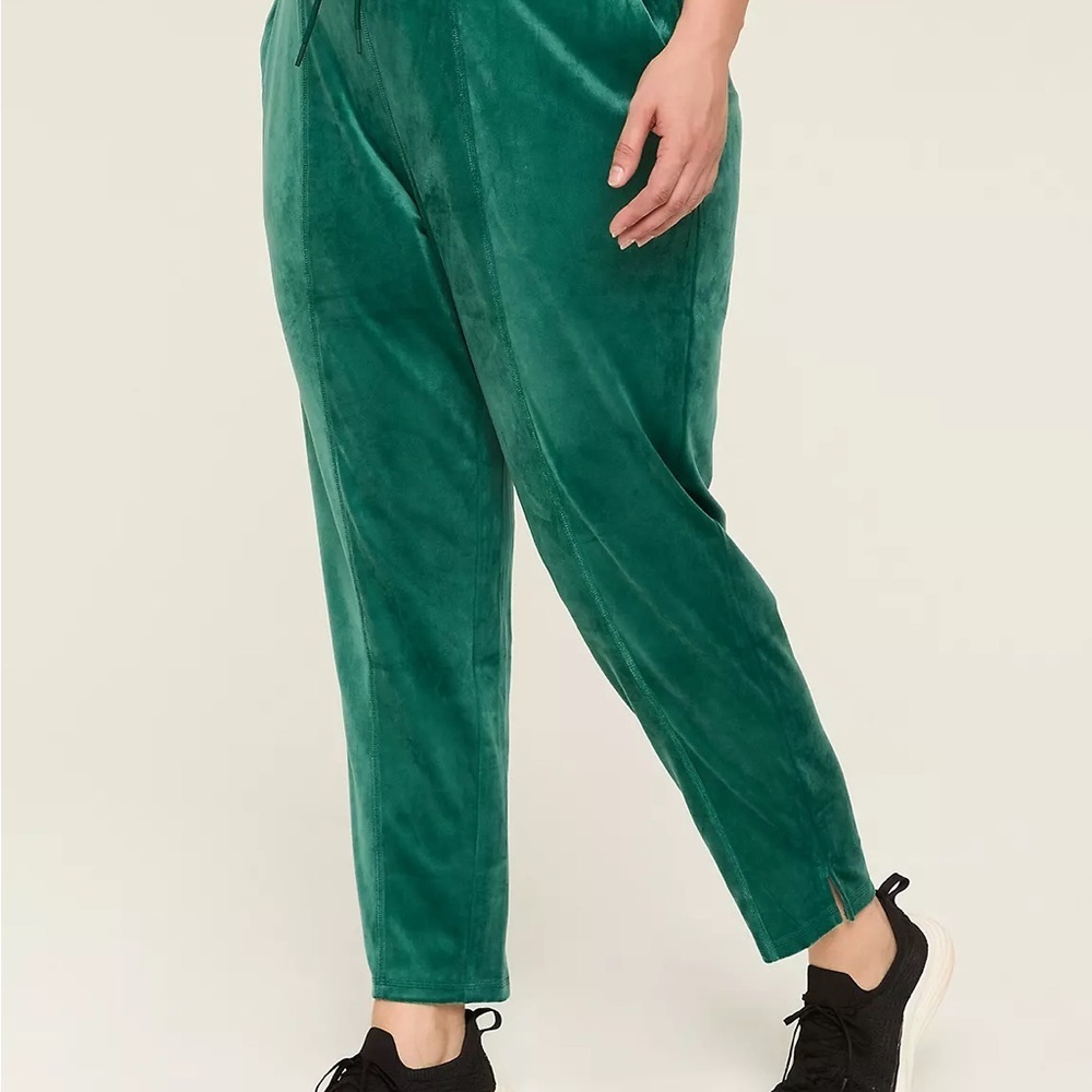 Livi Active NEW Green Velour Track Pants 18/20 - Picture 12 of 13